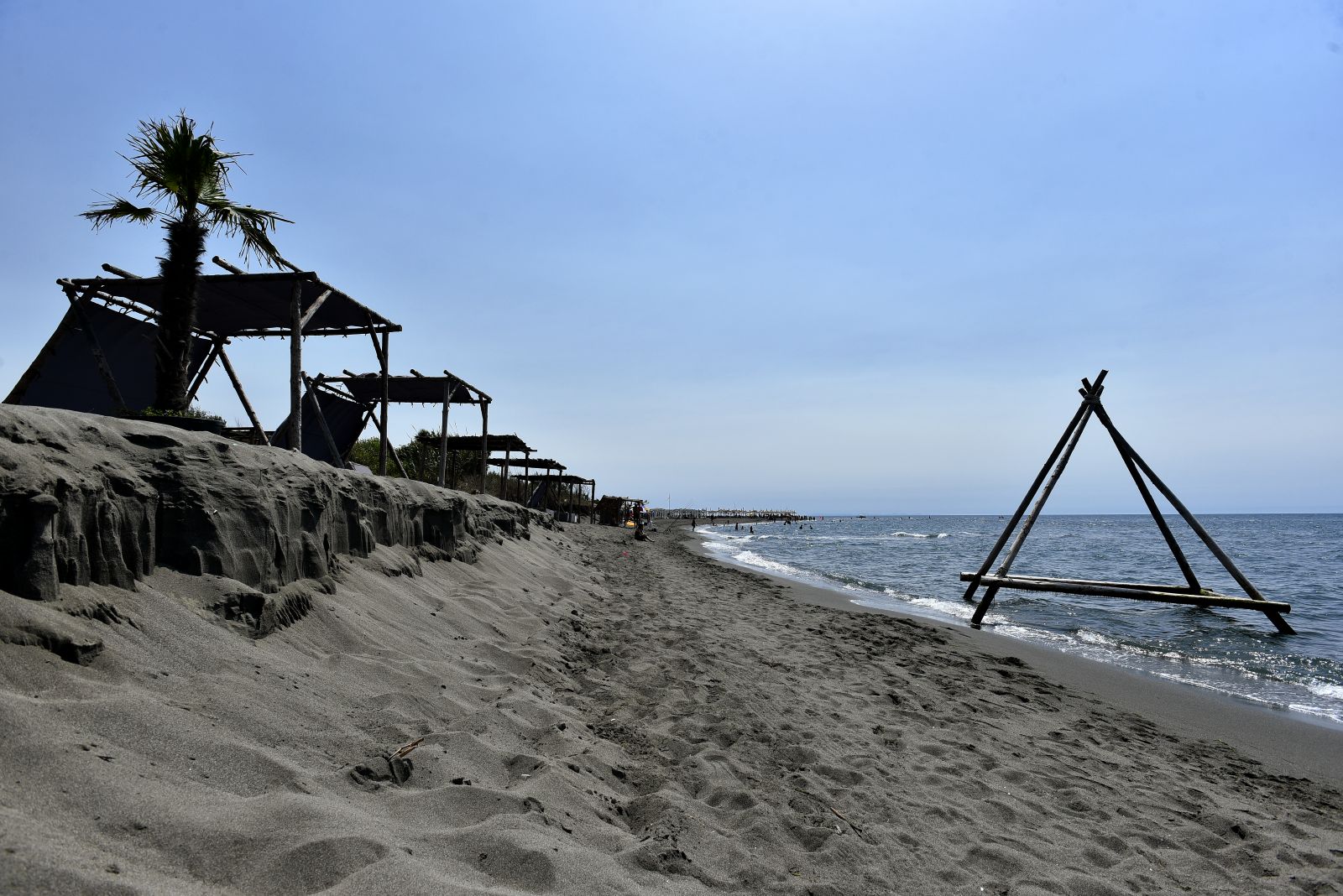 Montenegro President Defies Govt over Emirati Development Deal